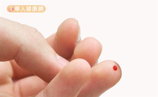 坊间传闻在手指末端扎针放血可以急救中风,但陈宪青医师提醒民众别因