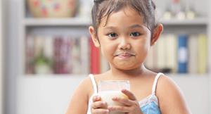 豆漿含植物性蛋白　營養不輸牛奶！