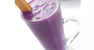 燕麥奶冰冰的喝　調一杯紫艷燕麥奶