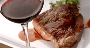 吃紅肉配紅酒OK　白藜蘆醇能防癌