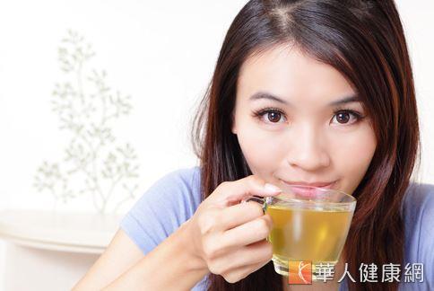 子宮受寒增生肌瘤　茶飲溫經化瘀