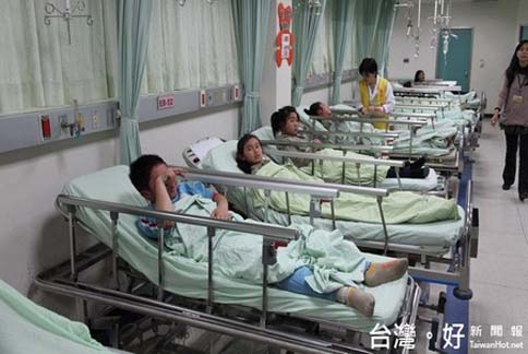 台南市南區陸續傳出學生集體食物中毒事件，至少200名學生分送各大醫院急診室。（圖片提供／台灣好新聞）