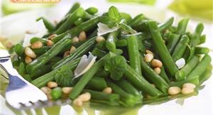 吃沒煮熟的四季豆，會中毒？