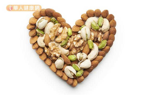 吃核桃好處也太多 降膽固醇 防心臟病又不易胖 心臟血管內科 內科 健康新知 華人健康網