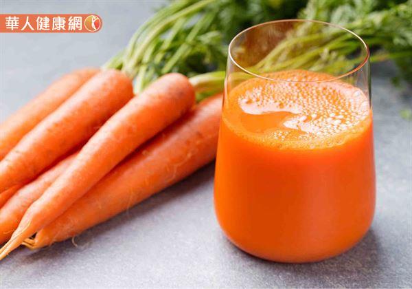 近來，網路盛傳：「紅蘿蔔汁有將血液中的油脂乳化，並溶解沉積在肝臟裡脂肪的作用。只要每天喝1杯紅蘿蔔汁，就有助改善脂肪肝。」的說法，引發網友熱議！