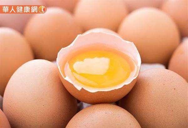 乃卡巴精是合法使用的動物用藥，可用於肉雞，不可用於生蛋雞。