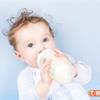 嬰幼兒配方奶粉，牛奶VS羊奶選哪個好？先考慮這些事再決定