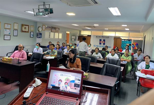 新光国际缅甸工作小组收到缅甸医院的求助及咨询，经安排于今天透过远端视讯教学。（图片提供／新光医院）