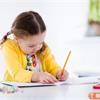 強行矯正左撇子孩子好嗎？諮商心理師：恐對孩子造成閱讀、情緒和口吃影響