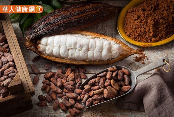 「可可豆殼」是可可豆處理過程中所產生的農業副產物，一般在可可豆烘焙前或烘焙後，會與胚芽一起移除。