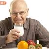 銀髮族咀嚼吞嚥障礙，越吃越少？日本研究：老人厭食症增加40%失能風險