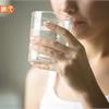要喝多少水才夠？一天8杯水「這些」時間喝，幫助消化代謝、緩解疲勞