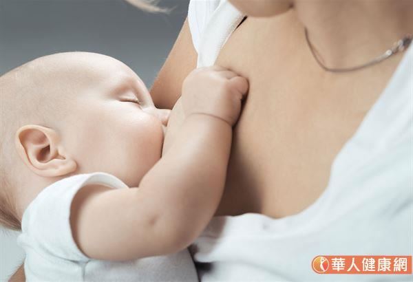 夜晚無故哭不停,是「嬰兒腸絞痛」嗎?嬰兒腸絞痛評估「333準則」