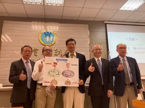國家衛生研究院分子與基因醫學研究所莊志立研究員團隊,利用阿茲海默症小鼠的動物實驗及台灣健保資料庫的分析,發現阿茲海默症小鼠補充維生素D反而加劇大腦的病變以及智能退化。(圖片提供/國家衛生研究院)