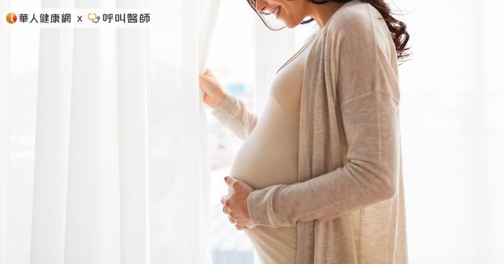 懷孕與哺乳期間維生素Ｂ群的建議攝取量是需要增加的，在孕哺期，維生素B9能幫助胎兒的神經系統完整發育。