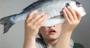 兒童1歲前吃魚　避免過敏氣喘